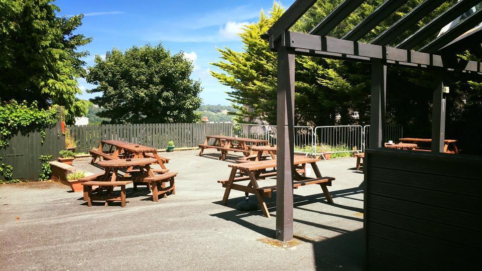 The Menai Hotel And Bar バンガー エクステリア 写真