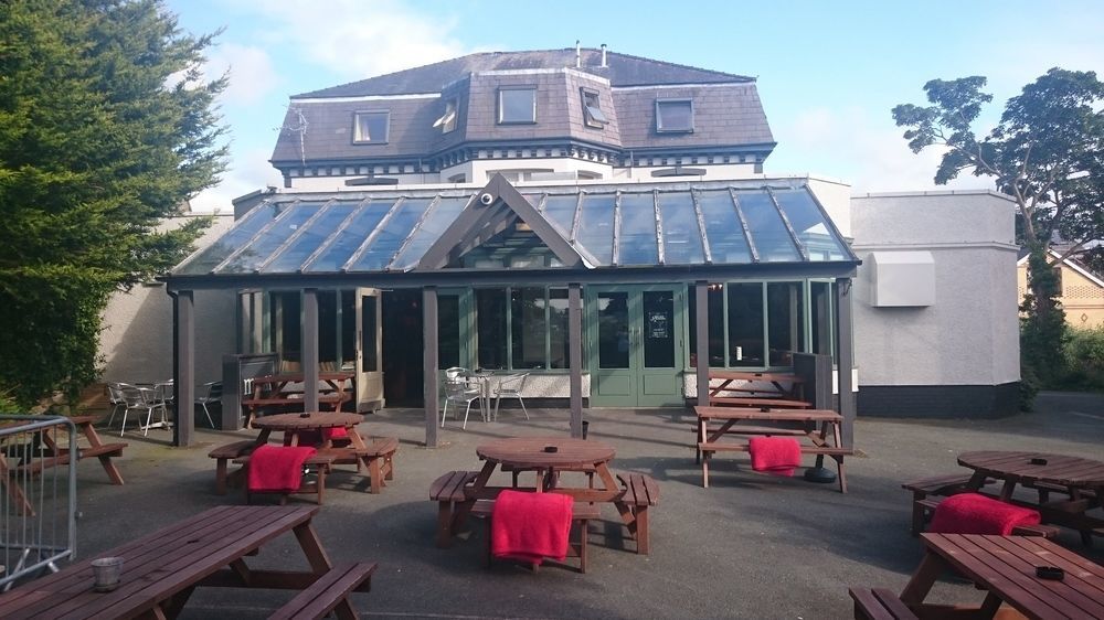 The Menai Hotel And Bar バンガー エクステリア 写真